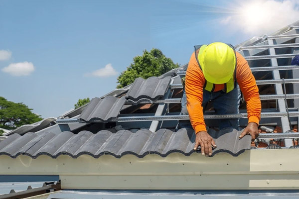 Rénovation de toiture en ardoises à Bénodet